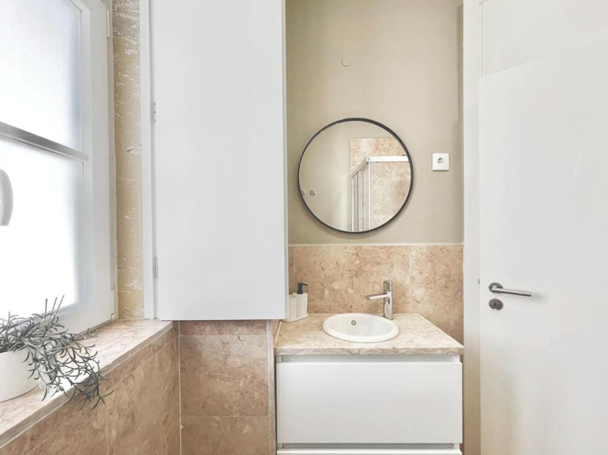 Vila Rosario 3 Studios With Patio By Homeful Homes Lisbon Luaran gambar