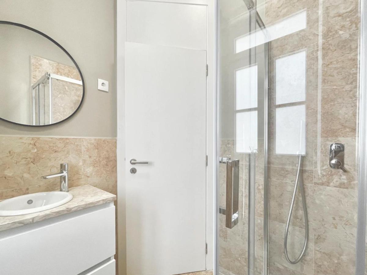 Vila Rosario 3 Studios With Patio By Homeful Homes Lisbon Luaran gambar
